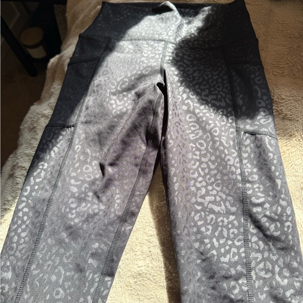 Black shinny Leopard Print Leggings new without tags